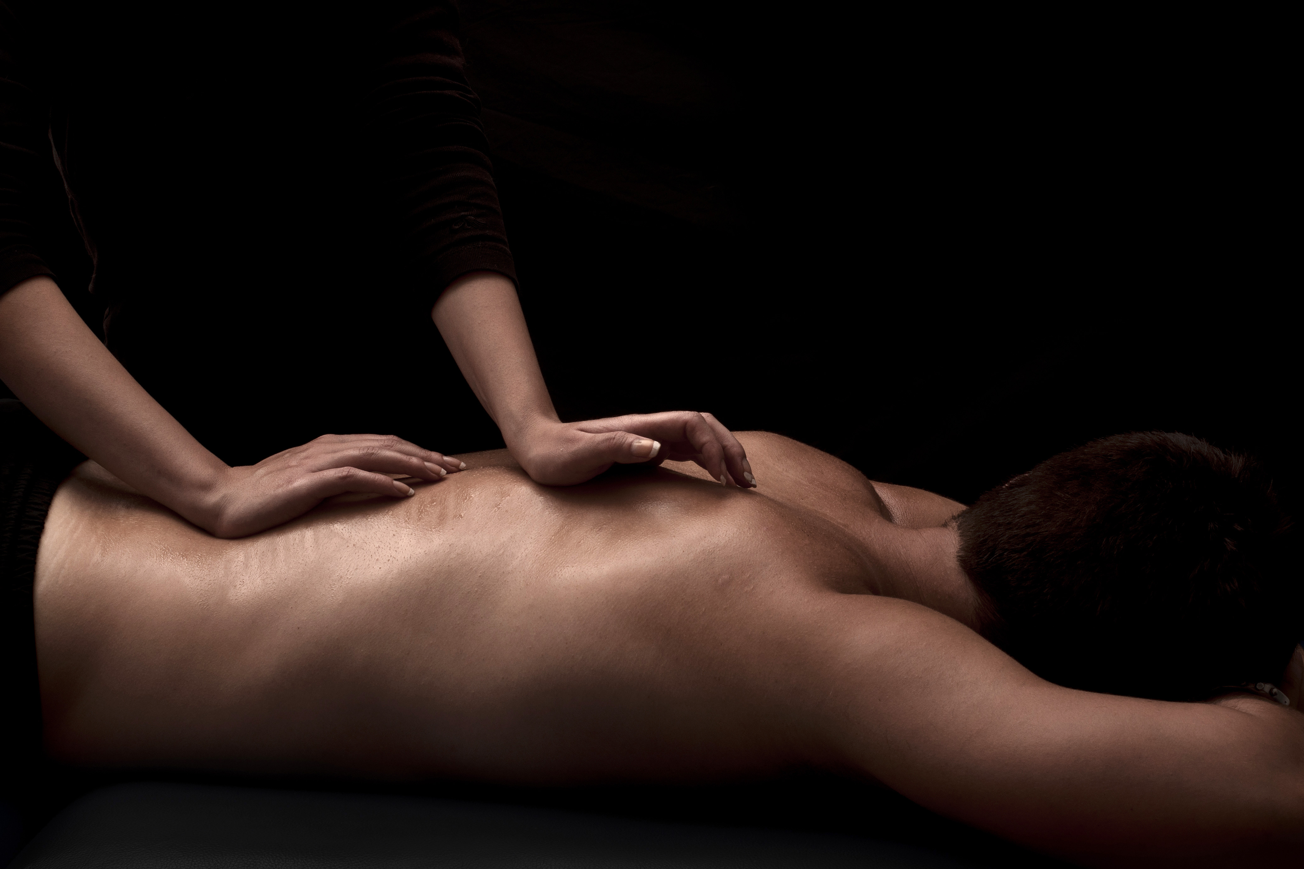Split  (HR) erotic massage 