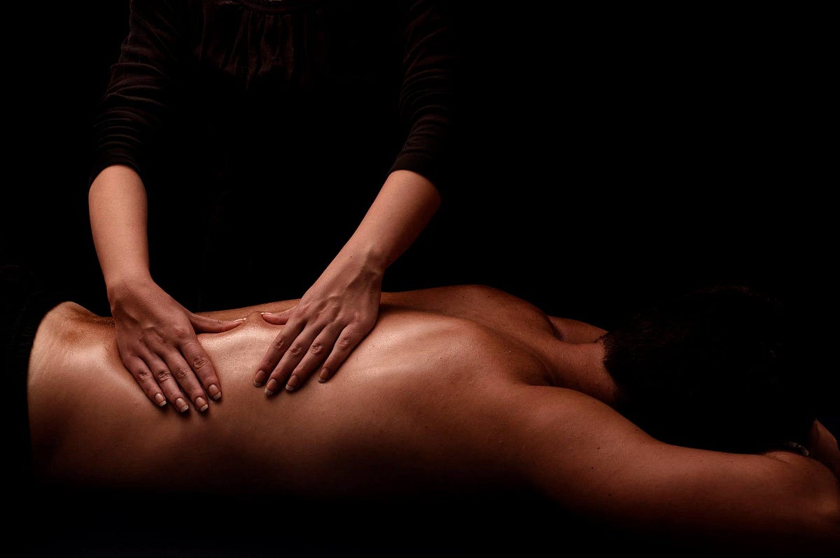 Happy ending massage in Angers, France 